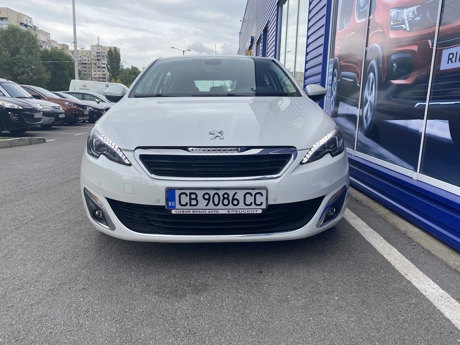 Peugeot 308 1.6 BlueHDI, снимка 3 - Автомобили и джипове - 56485280