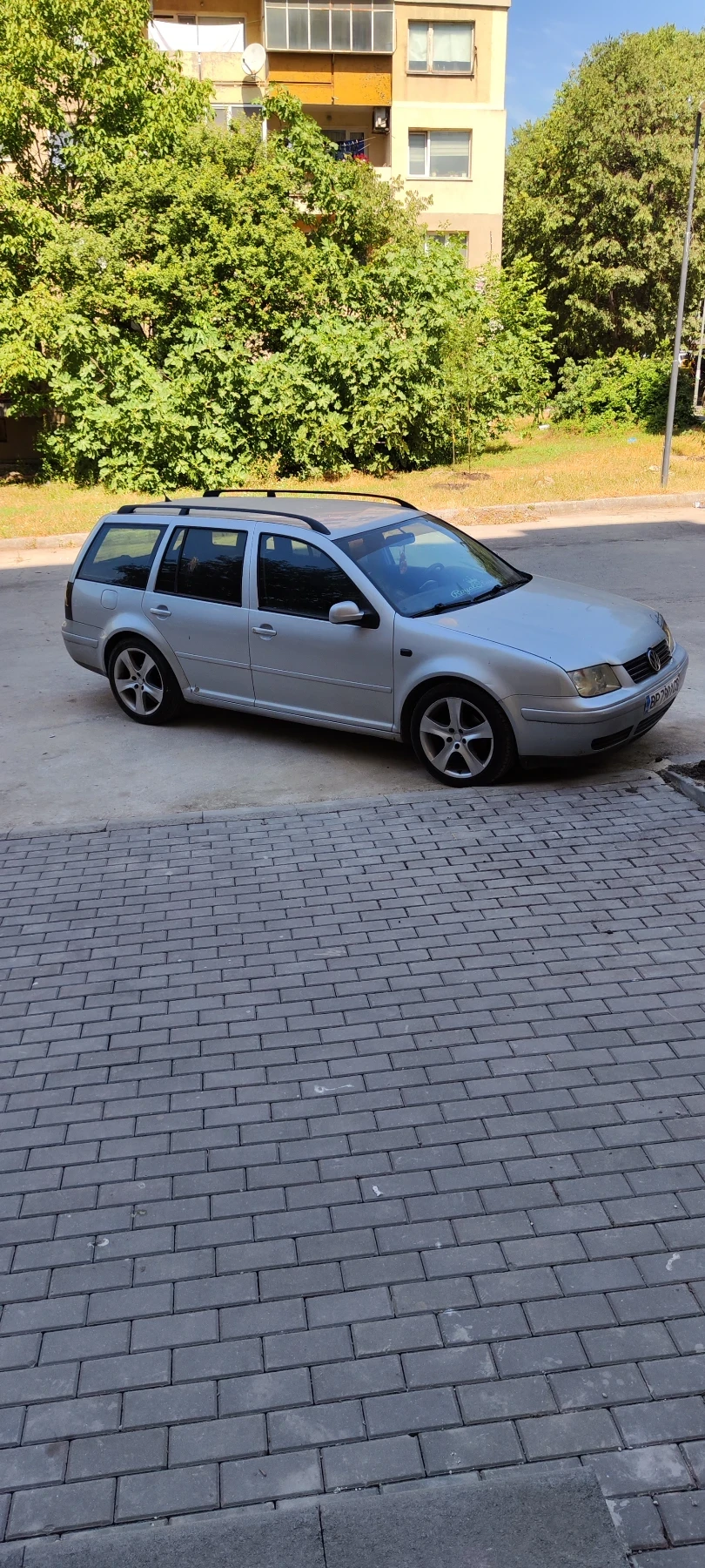VW Bora, снимка 2 - Автомобили и джипове - 56616660