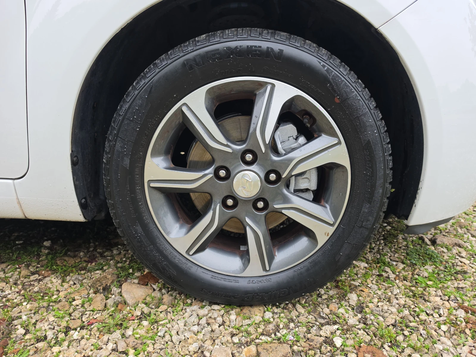 Hyundai Ix20 1.4CRDi, снимка 15 - Автомобили и джипове - 56660868