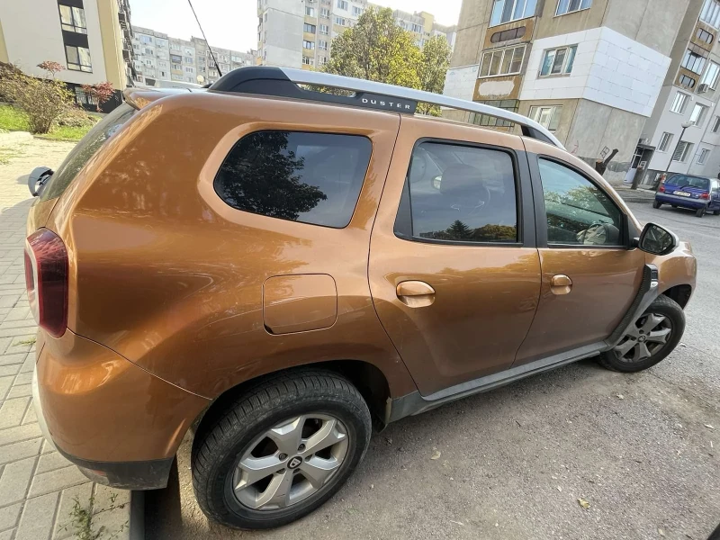 Dacia Duster, снимка 4 - Автомобили и джипове - 47716389