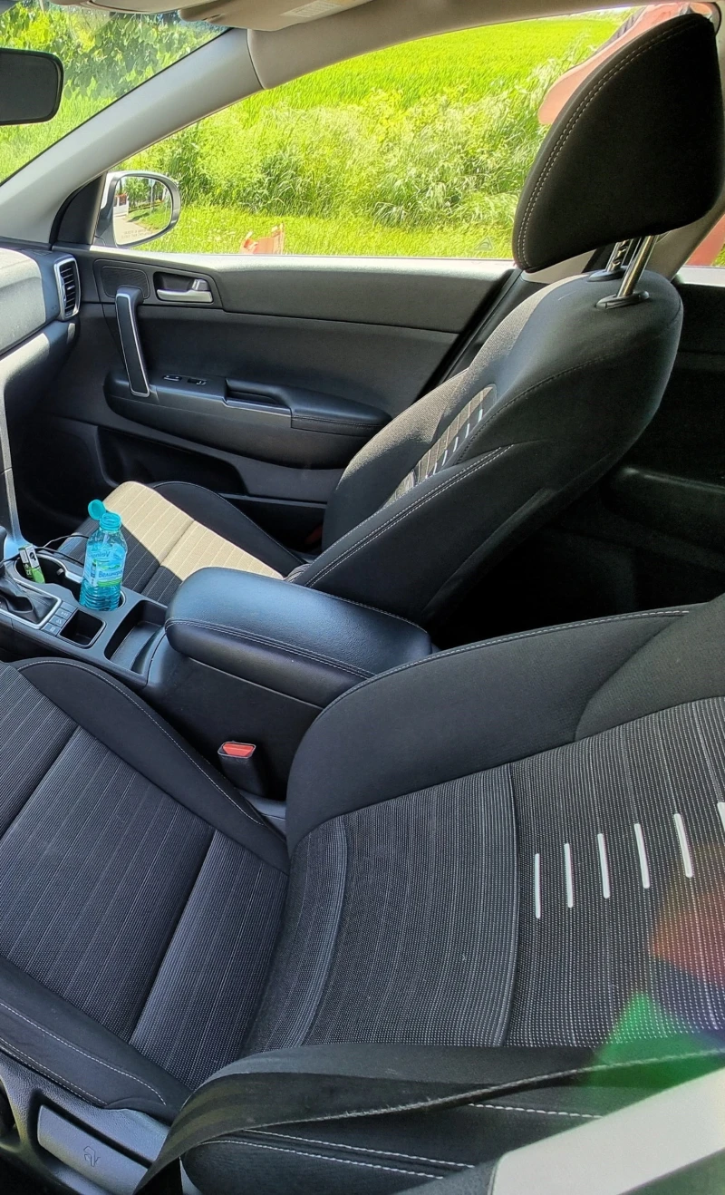 Kia Sportage 2.4 AT 4x4, снимка 8 - Автомобили и джипове - 51377035