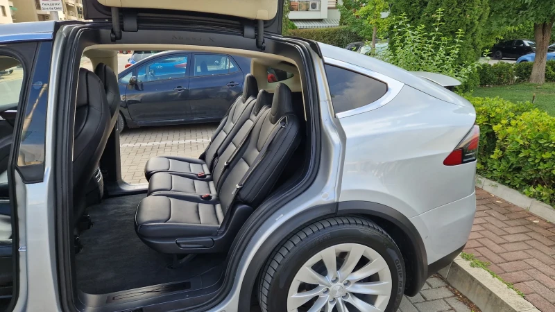 Tesla Model X 100D/LONG RANGE/4X4/ЕВРОПЕЙСКА/ТОП, снимка 12 - Автомобили и джипове - 51333608