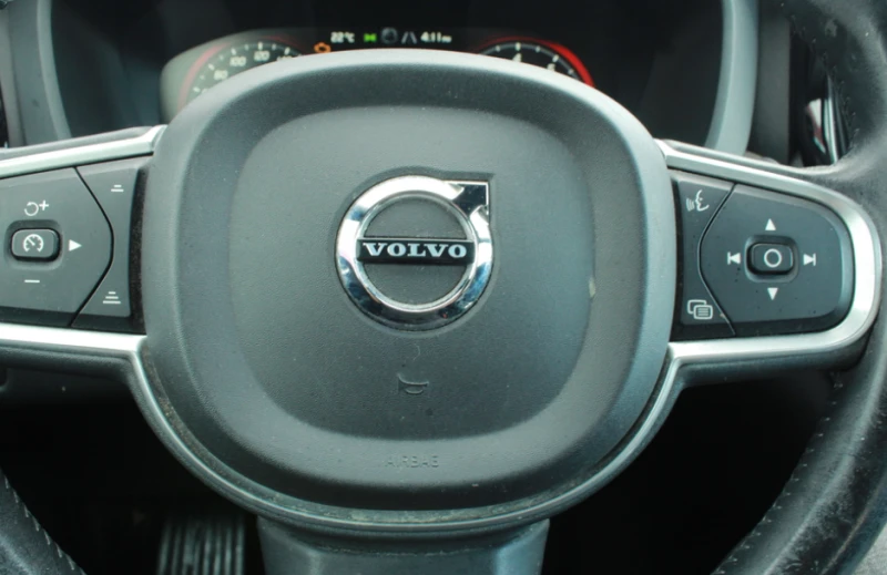 Volvo XC60 Автокредит* , снимка 11 - Автомобили и джипове - 52749925