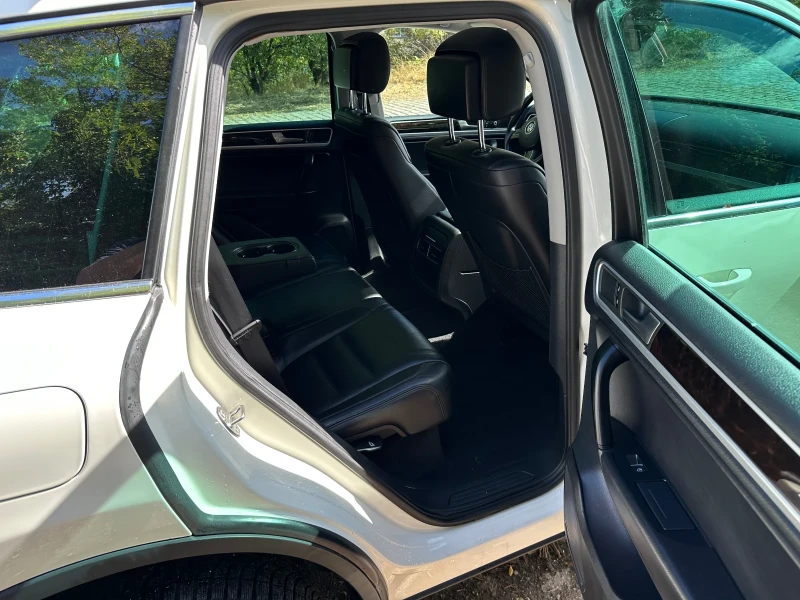 VW Touareg 3, 0 TDI, снимка 12 - Автомобили и джипове - 52611420