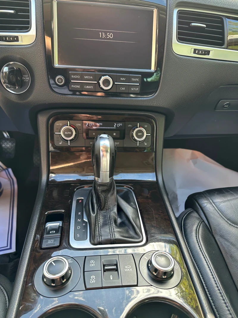VW Touareg 3, 0 TDI, снимка 8 - Автомобили и джипове - 52611420