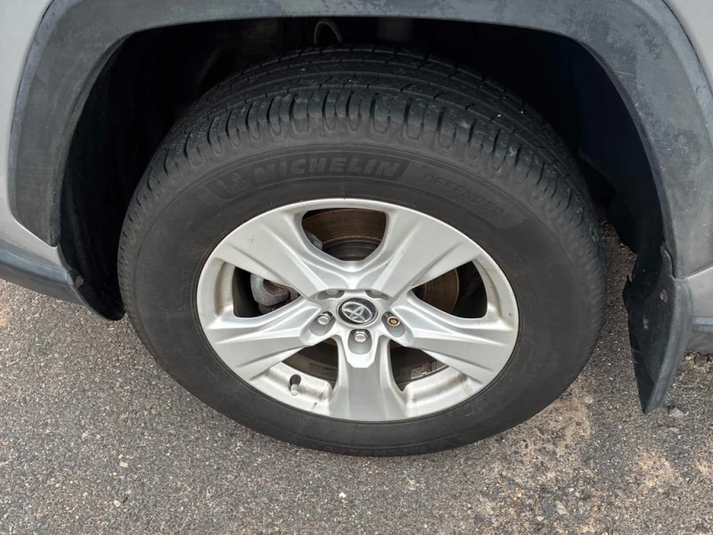 Toyota Rav4 * Hybrid LE * CARFAX * ЦЕНА ДО БГ, снимка 6 - Автомобили и джипове - 52893475