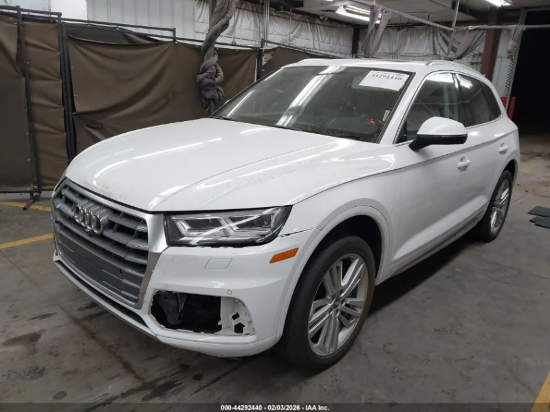 Audi Q5 2.0l 2.0T Premium/2.0T Tech Premium, снимка 2 - Автомобили и джипове - 53600471