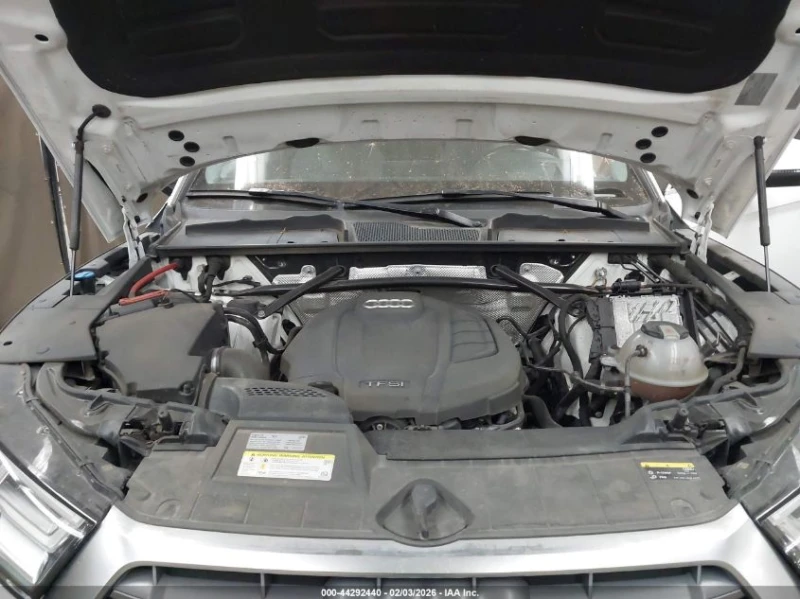 Audi Q5 2.0l 2.0T Premium/2.0T Tech Premium, снимка 10 - Автомобили и джипове - 53600471