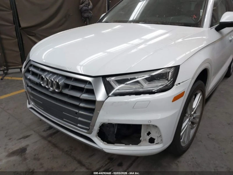 Audi Q5 2.0l 2.0T Premium/2.0T Tech Premium, снимка 6 - Автомобили и джипове - 53600471