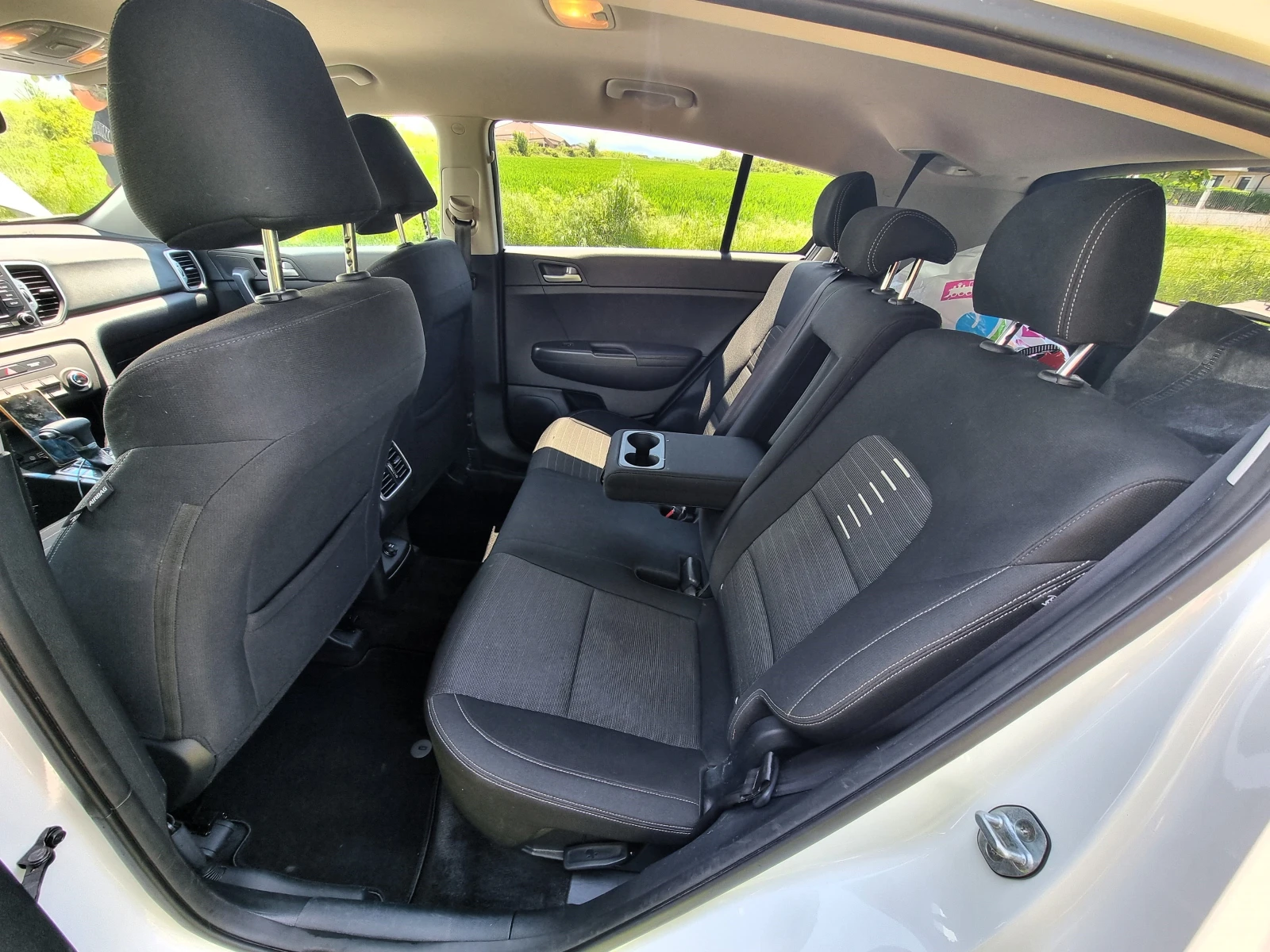 Kia Sportage 2.4 AT 4x4 - изображение 8