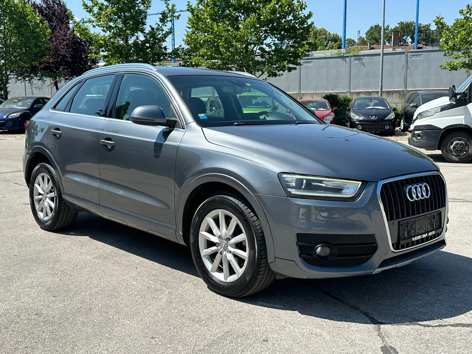 Audi Q3 2.0TDI 177к.с. Quattro/Автоматик/Подгрев/Камера - изображение 6