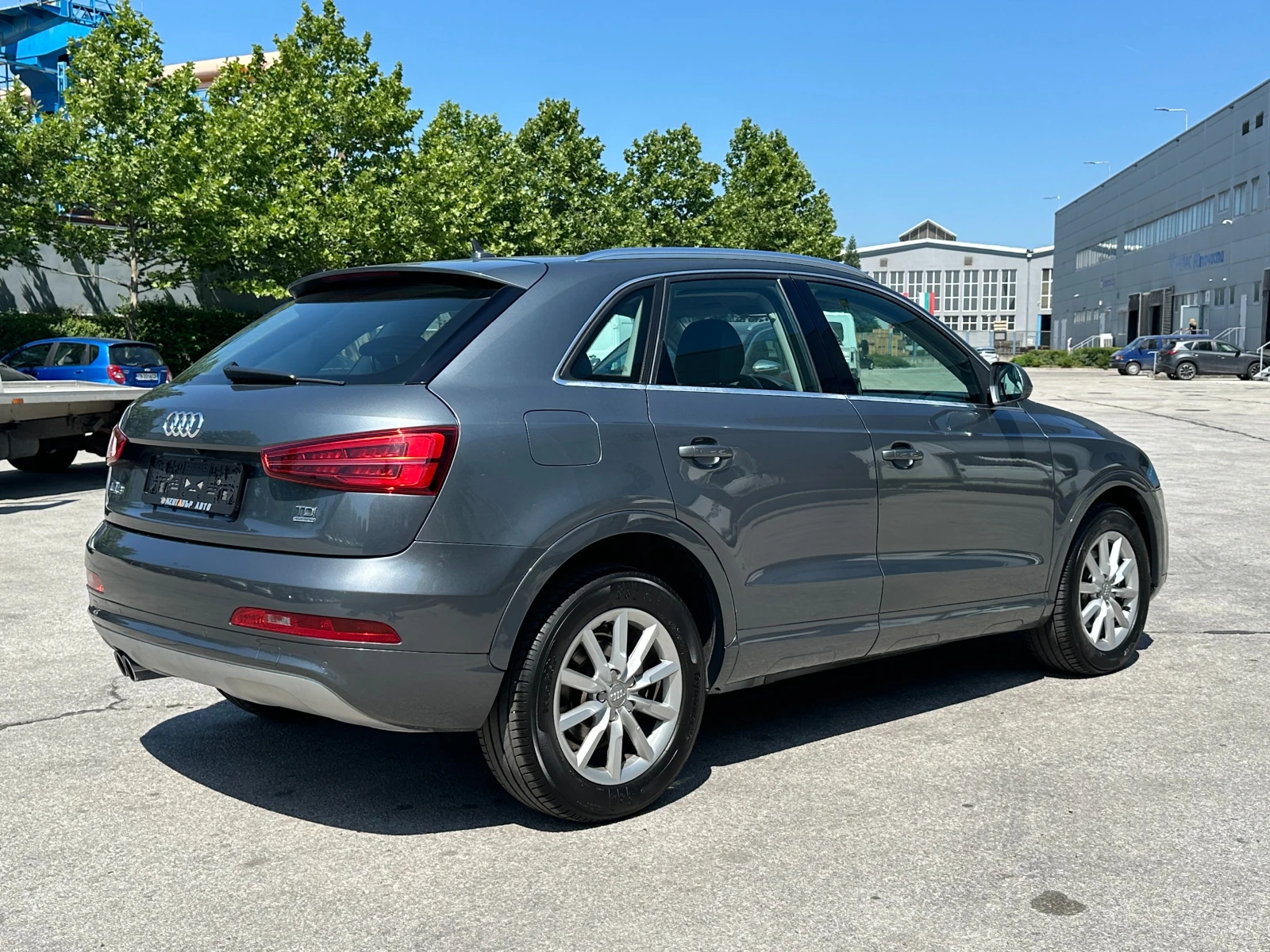 Audi Q3 2.0TDI 177к.с. Quattro/Автоматик/Подгрев/Камера - изображение 4