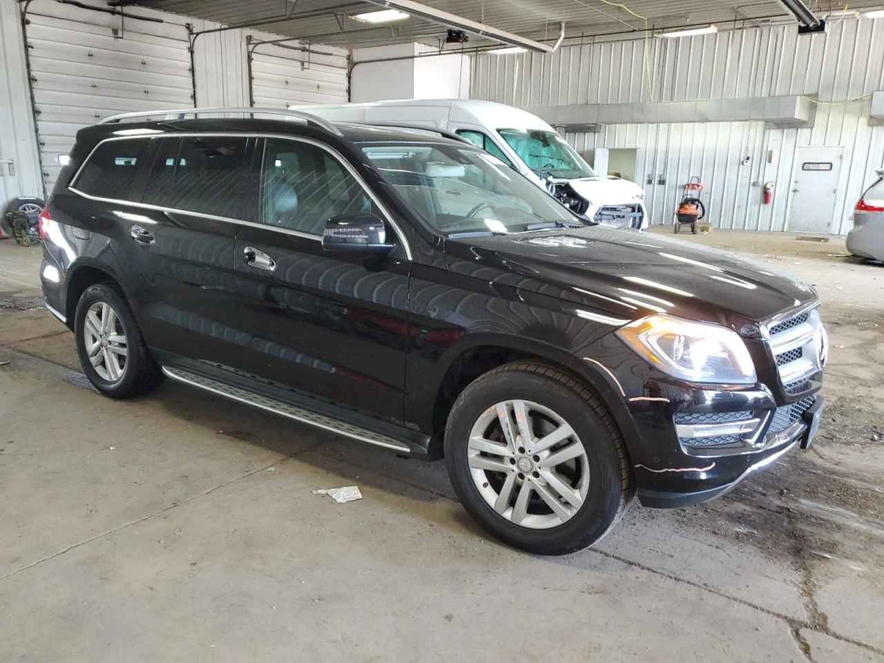 Mercedes-Benz GL 350 BLUETEC - изображение 4