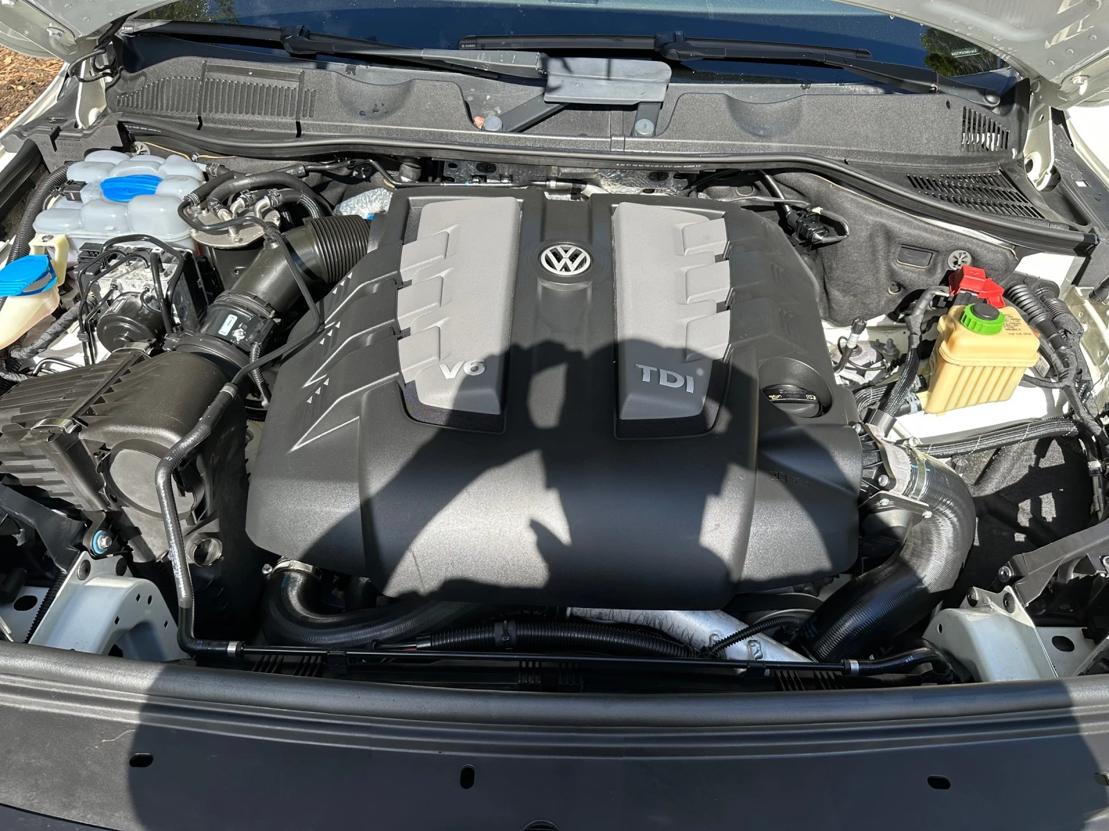 VW Touareg 3, 0 TDI - изображение 6