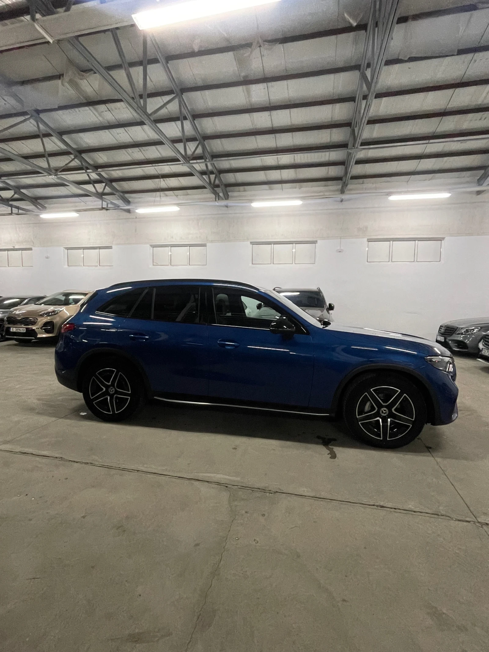 Mercedes-Benz GLC 220 D/AMG/4mat/distr/led/подгр/камера/теглич/НОВА!!! - изображение 7