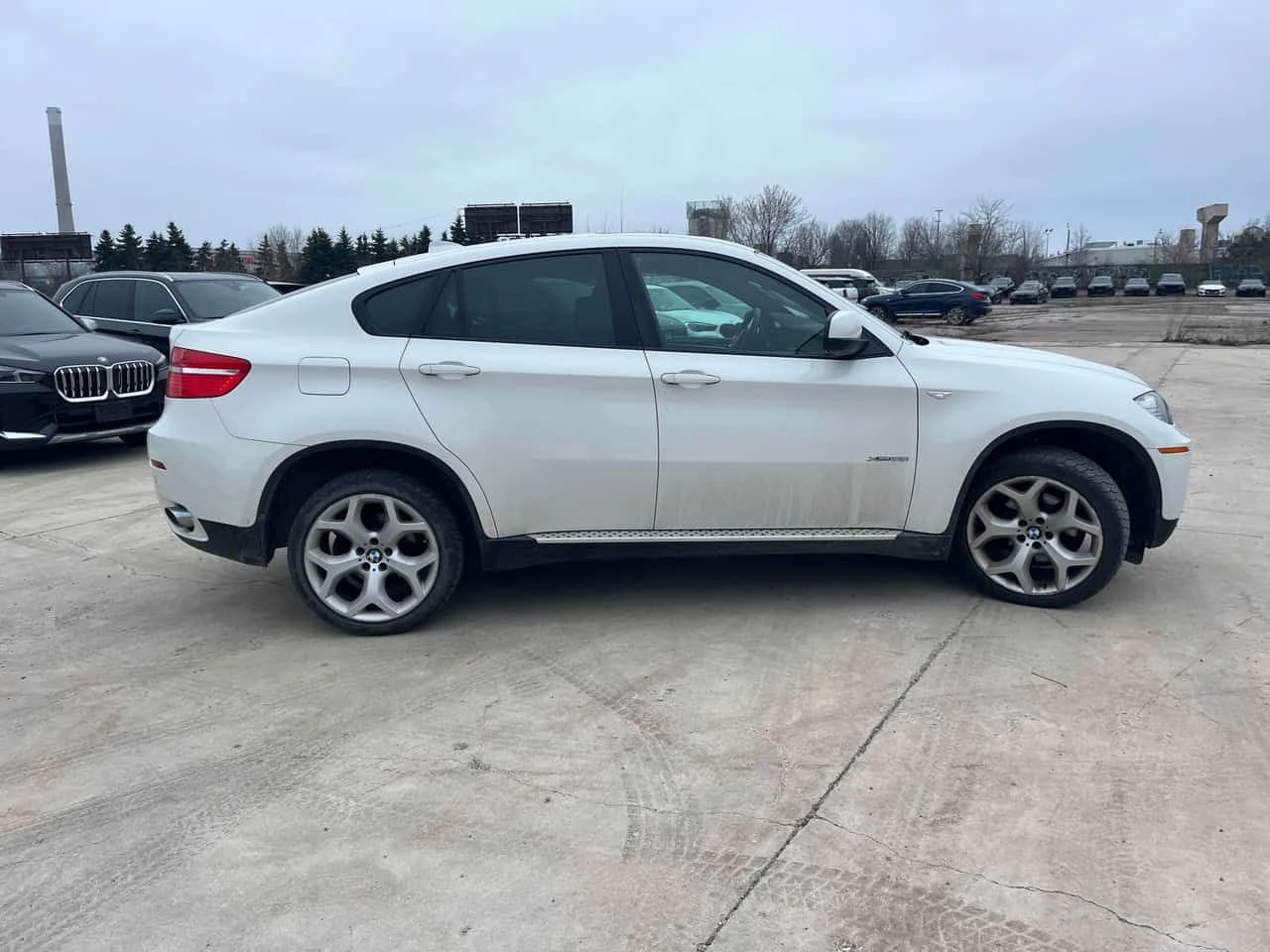 BMW X6 * 35i* ГЛАВНО ПРЕДСТАВИТЕЛСТВО* ПОДГРЕ* КАМЕРА* , снимка 3 - Автомобили и джипове - 54086610