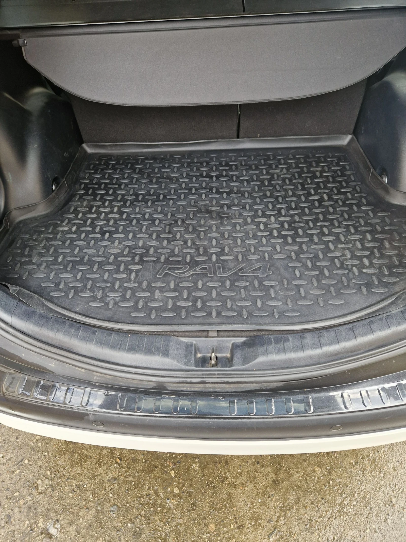 Toyota Rav4 22 D-cat, снимка 11 - Автомобили и джипове - 54101140