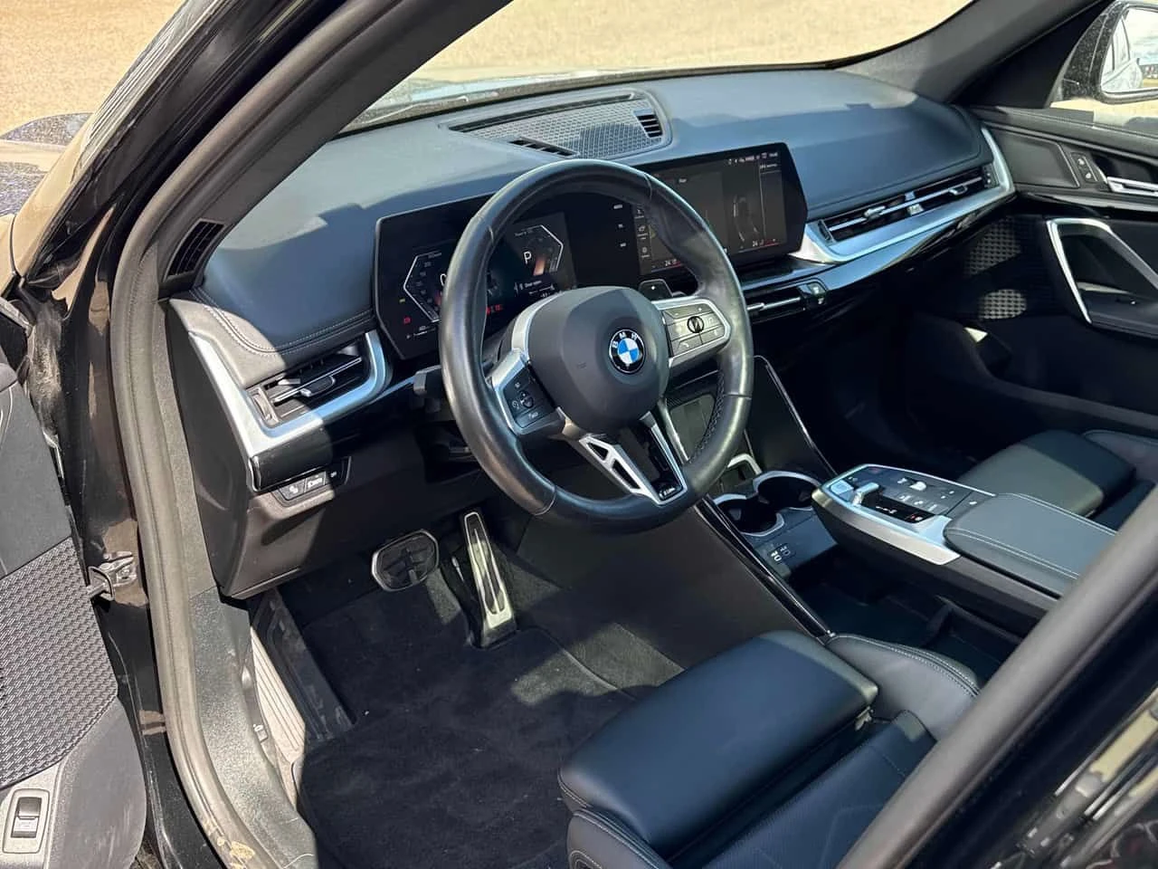 BMW X1 xDrive28i| M SPORT| ПАНО| ПОДГРЕВ| ОБДУХВАНЕ| КЛИП, снимка 10 - Автомобили и джипове - 54479907