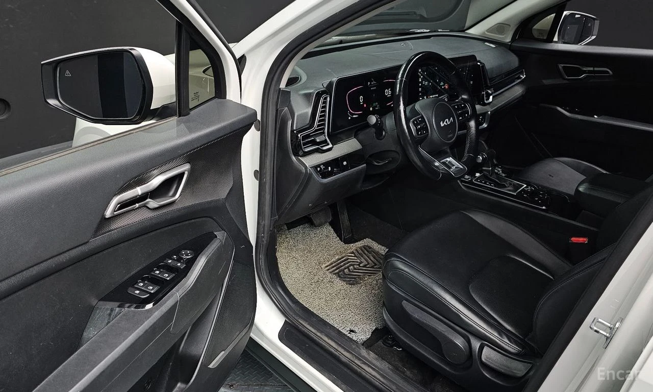 Kia Sportage 1.6T Trendy* HARMAN KARDON* ПОДГРЕВ* КАМЕРА* , снимка 6 - Автомобили и джипове - 54748890