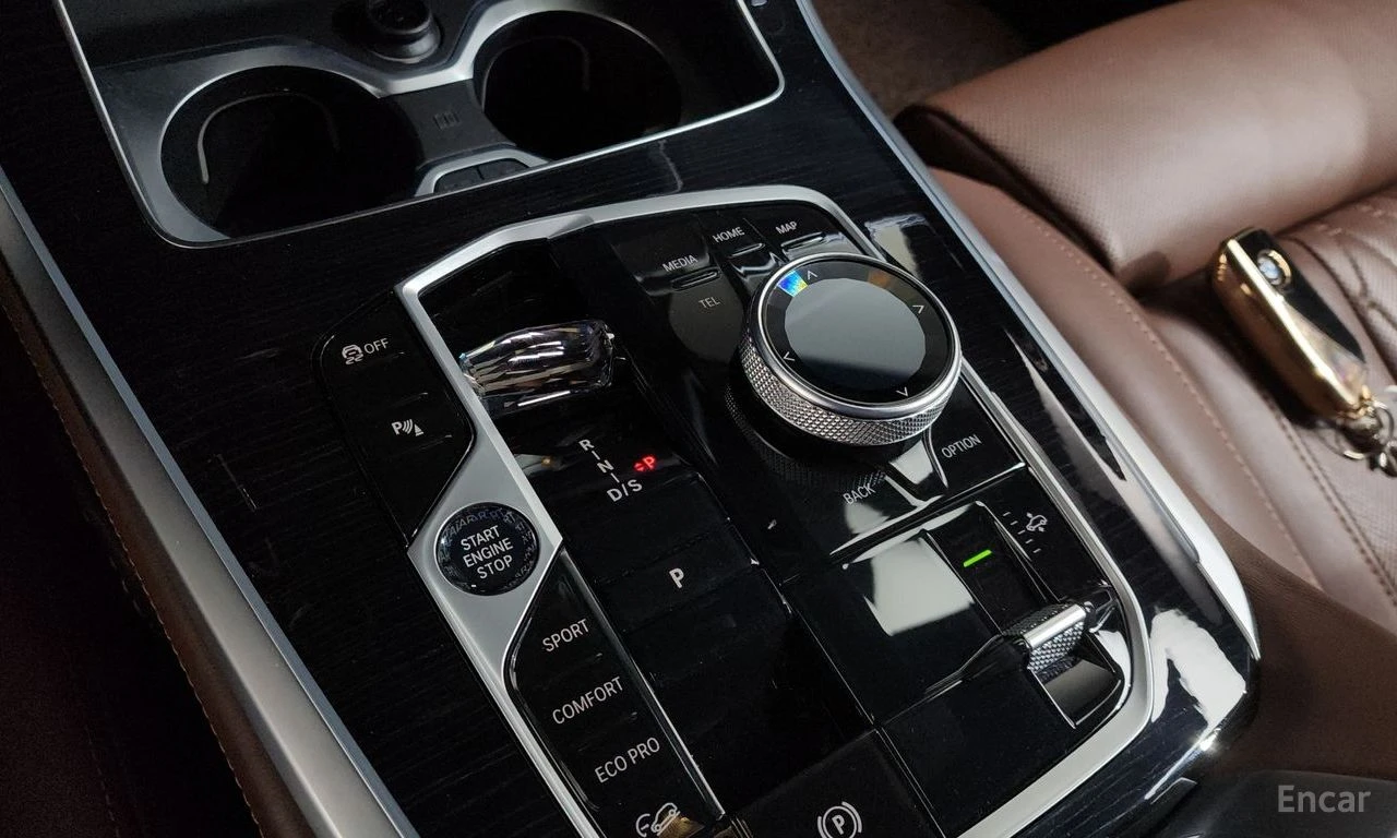 BMW X5 40i* M* SPORT* LASER* 360КАМЕРА* ДИСТРОНИК* МАСАЖ*, снимка 10 - Автомобили и джипове - 55003737