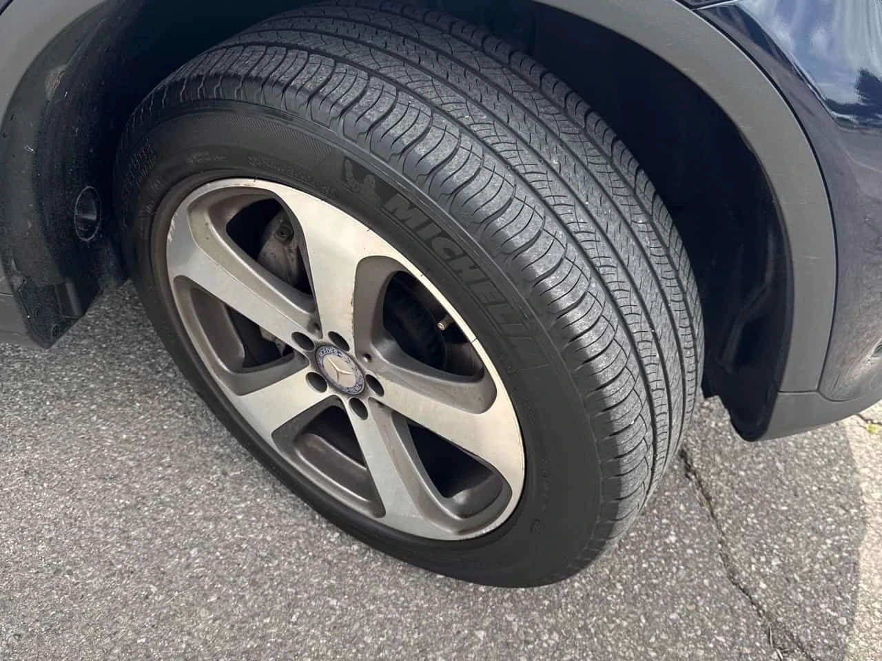 Mercedes-Benz GLC 300 * CARFAX * АВТОКРЕДИТ БЕЗ ПЪРВОНАЧАЛНА ВНОСКА * , снимка 6 - Автомобили и джипове - 55423318