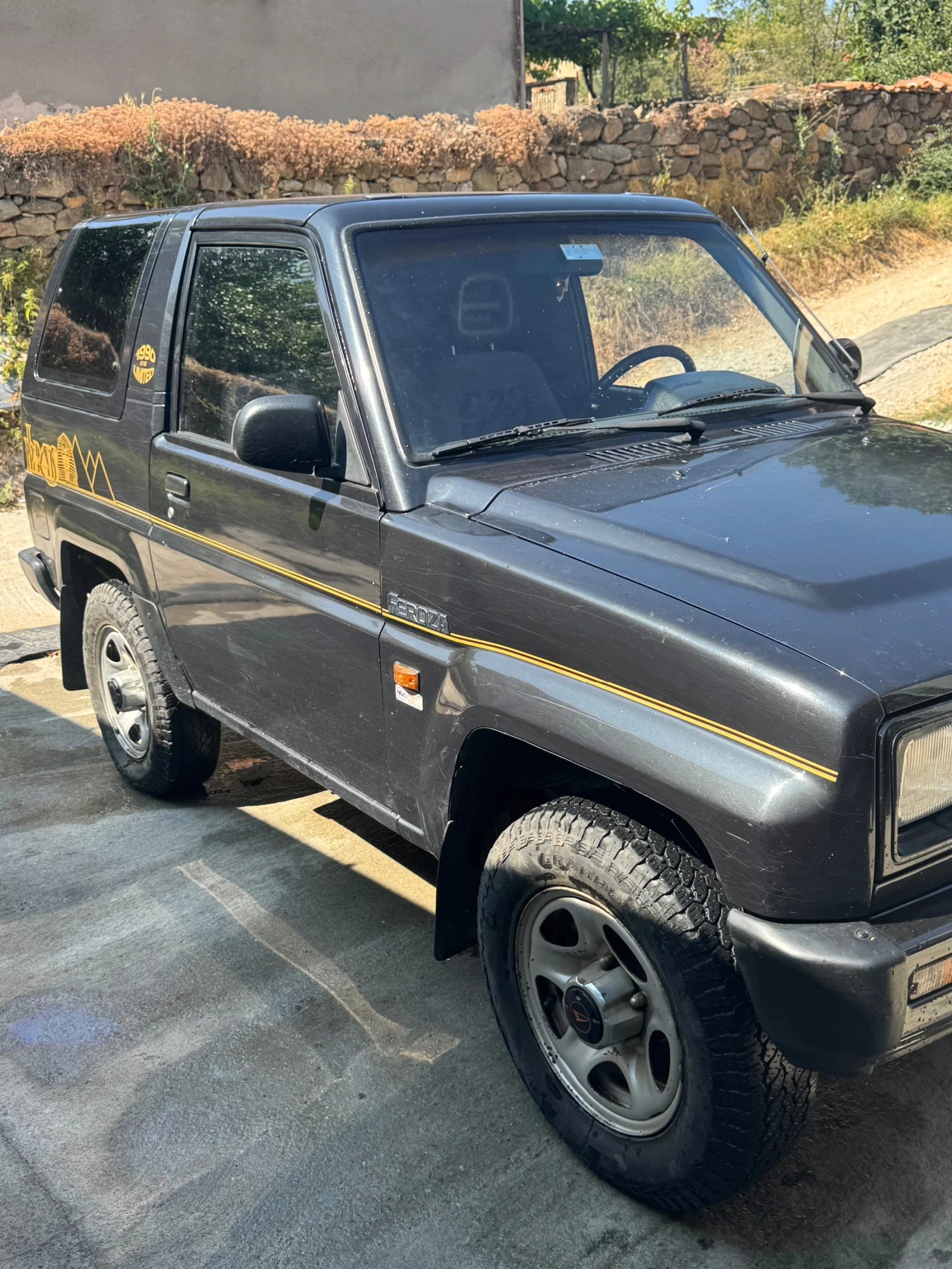 Daihatsu Feroza, снимка 2 - Автомобили и джипове - 55621151