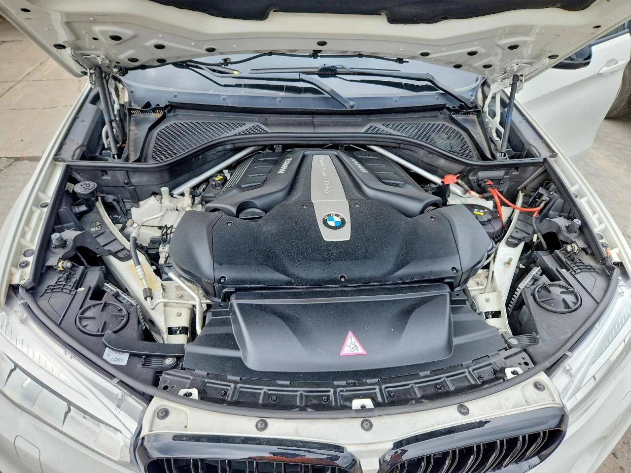 BMW X6 4.4l xDrive50I, снимка 12 - Автомобили и джипове - 56150749