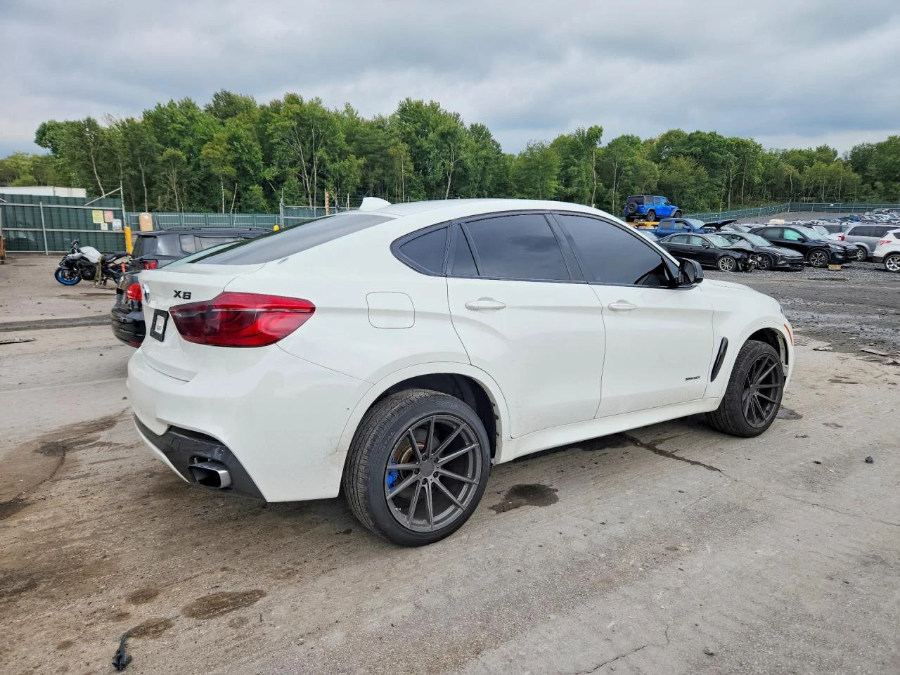 BMW X6 4.4l xDrive50I, снимка 3 - Автомобили и джипове - 56150749