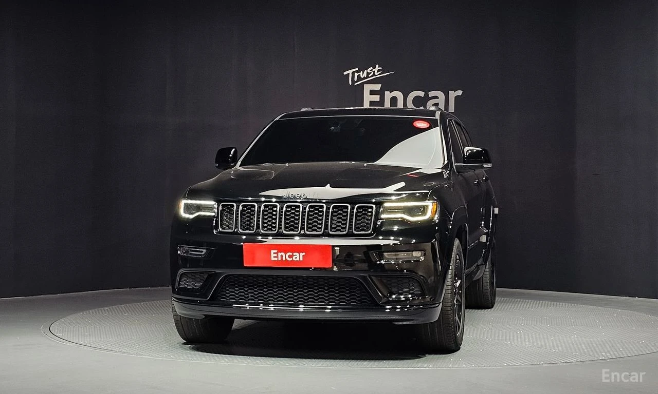 Jeep Grand cherokee 3.6* V6* 8ZF* ПОДГРЕВ* КАМЕРА* ПАНОРАМА* КЕЙЛЕС* , снимка 3 - Автомобили и джипове - 56294770