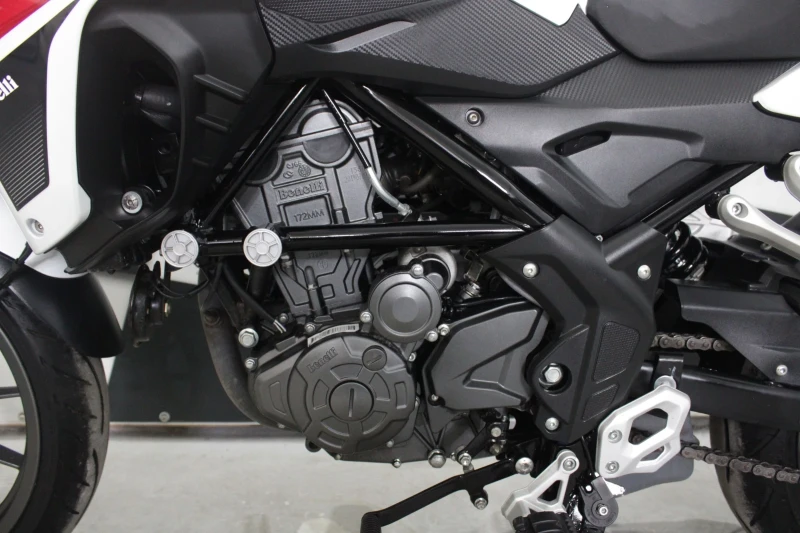 Benelli 250 TRK 251 ABS 3456км. 2020г., снимка 11 - Мотоциклети и мототехника - 50055340