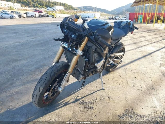 BMW S S1000RR, снимка 2 - Мотоциклети и мототехника - 53818129