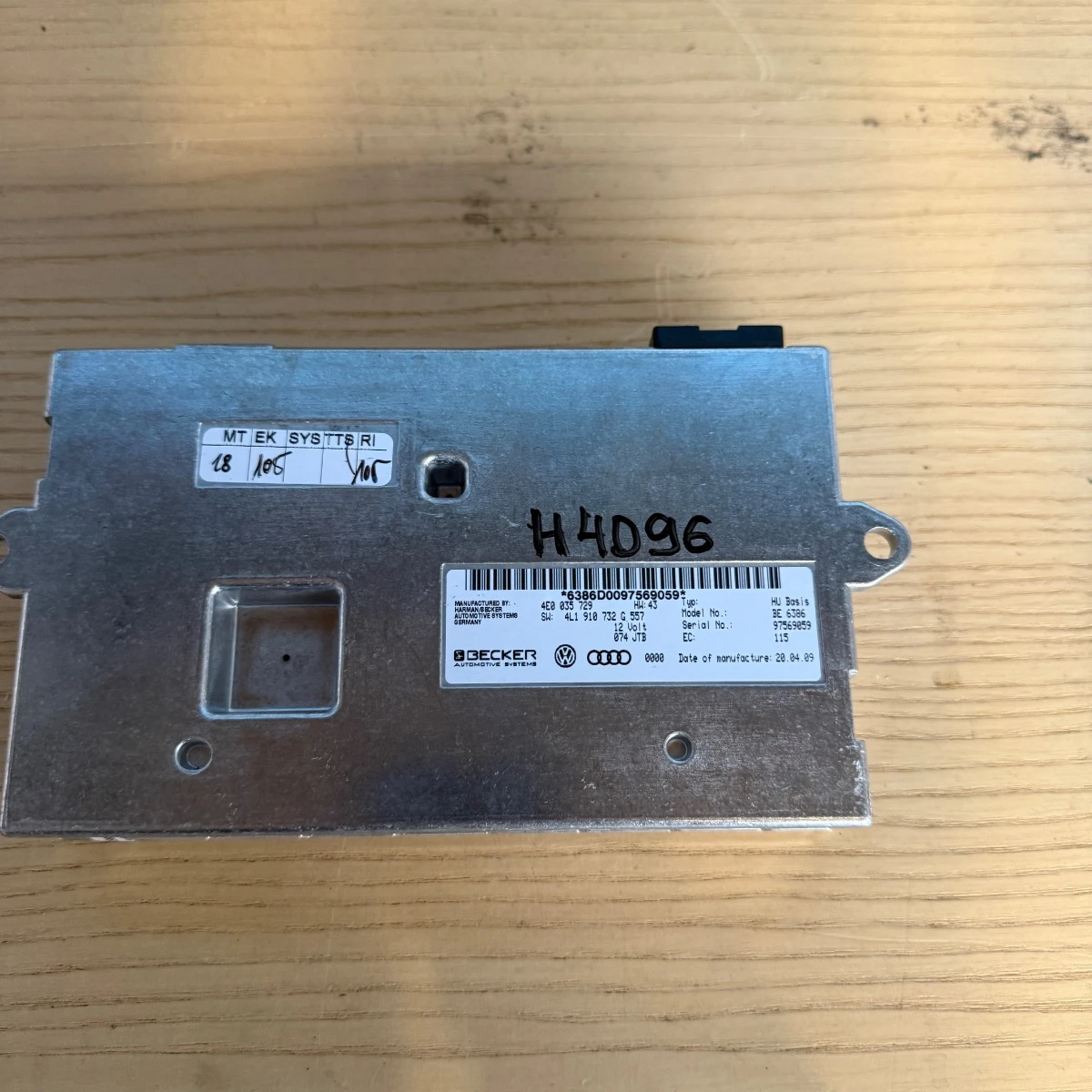 MMI 2G интерфейс мултимедиен и навигационен модул за Audi A6 4F A8 D3 Q7 4L 4E00