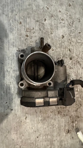 Дроселова Клапа за DR  1 2010 - F01R00Y002 