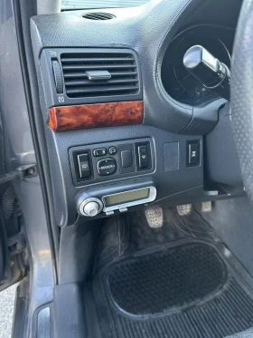 Toyota Avensis 2.2 D4D, снимка 9