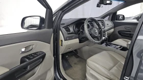 Kia Carnival КРАЙНА ЦЕНА, снимка 10