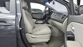 Kia Carnival КРАЙНА ЦЕНА, снимка 11