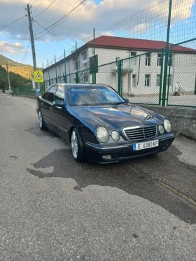 Mercedes-Benz E 270, снимка 1