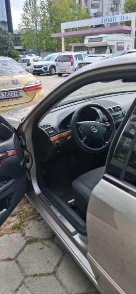 Mercedes-Benz E 280 