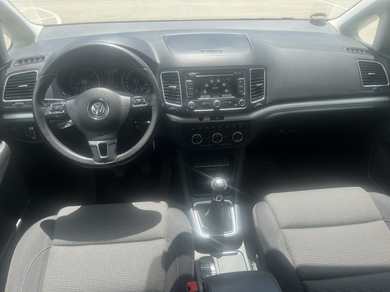 VW Sharan 2.0 TDI 4 MOTION, снимка 9 - Автомобили и джипове - 46204813