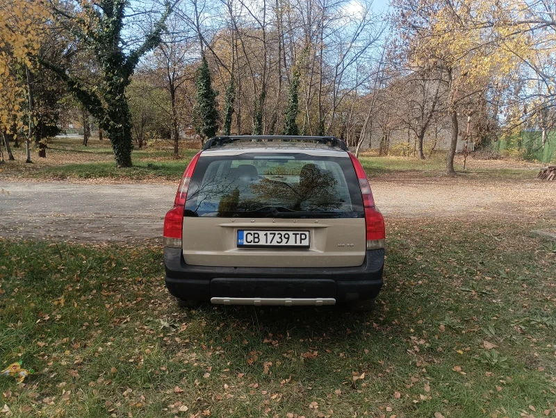 Volvo Xc70, снимка 8 - Автомобили и джипове - 48575052