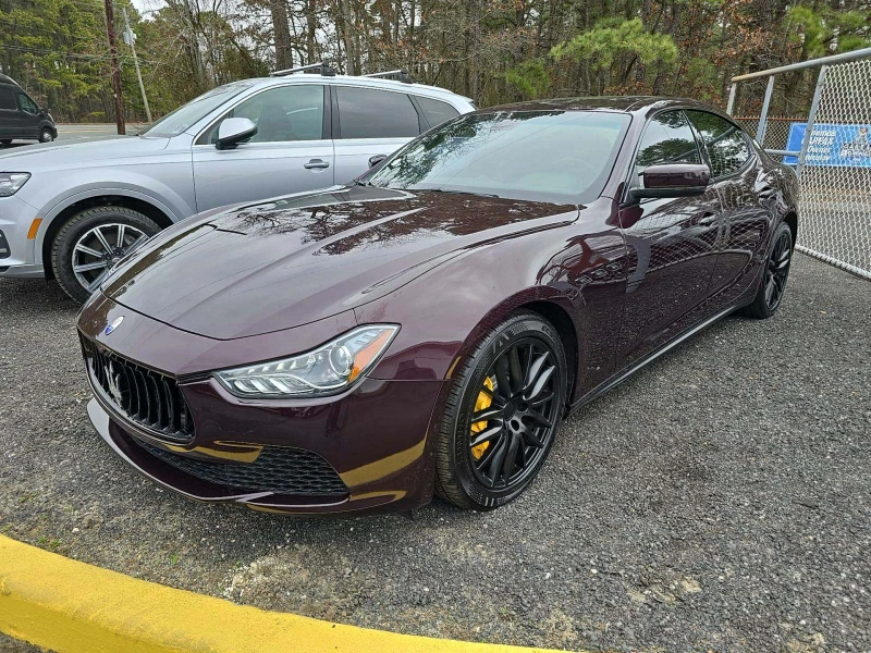 Maserati Ghibli S Q4 CARFAX АВТО КРЕДИТ 57k км. , снимка 1 - Автомобили и джипове - 49545371