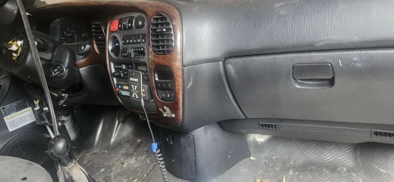 Hyundai Starex 2.5 cdi, снимка 6 - Автомобили и джипове - 50548737