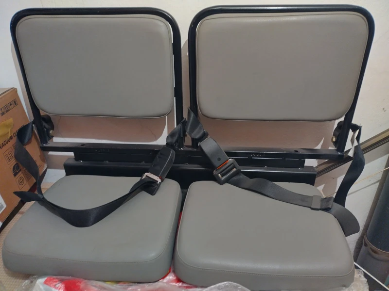 Toyota Avensis 2.2 D4D, снимка 15 - Автомобили и джипове - 52080061