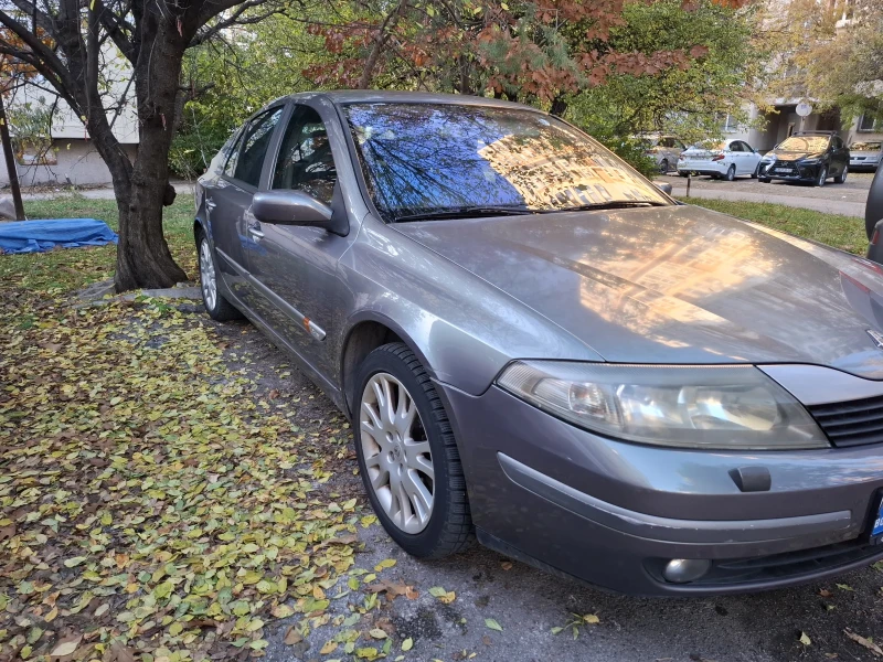 Renault Laguna 1.8, снимка 2 - Автомобили и джипове - 52386552