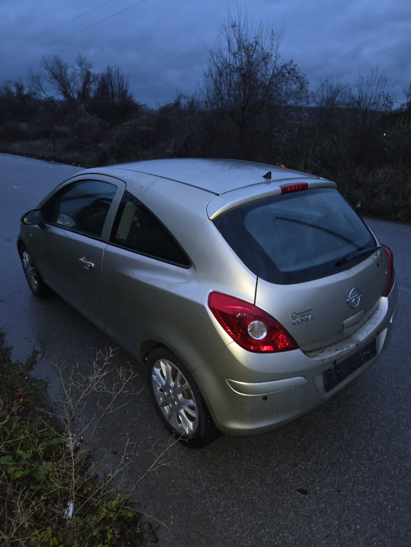 Opel Corsa, снимка 5 - Автомобили и джипове - 52500146