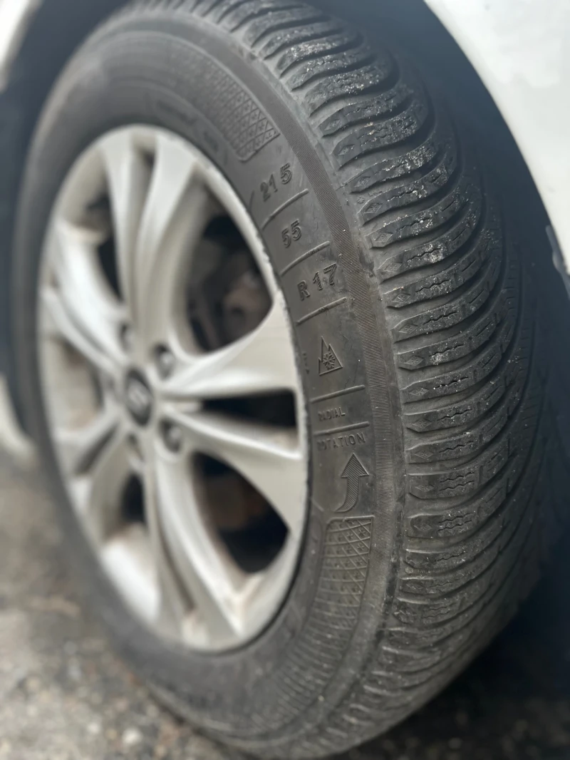 Hyundai Sonata 2.4 GDI, снимка 11 - Автомобили и джипове - 52564422