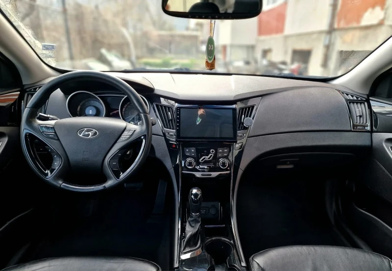 Hyundai Sonata 2.4 GDI, снимка 5 - Автомобили и джипове - 52564422