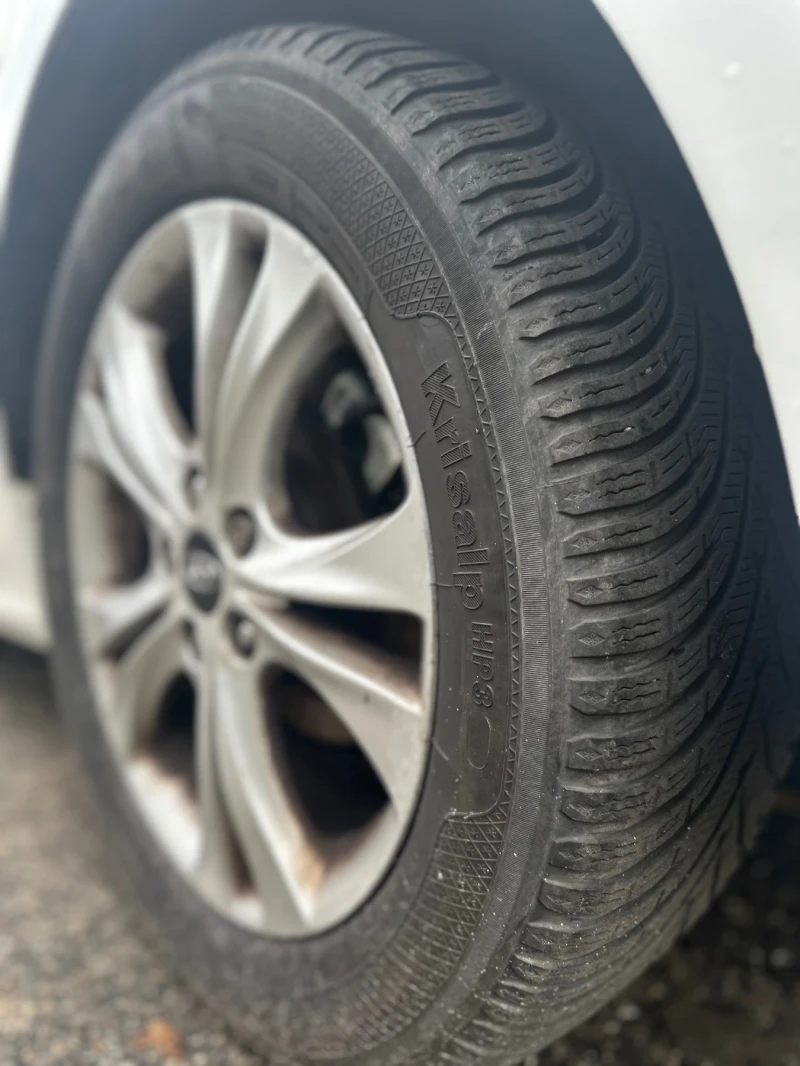 Hyundai Sonata 2.4 GDI, снимка 12 - Автомобили и джипове - 52564422