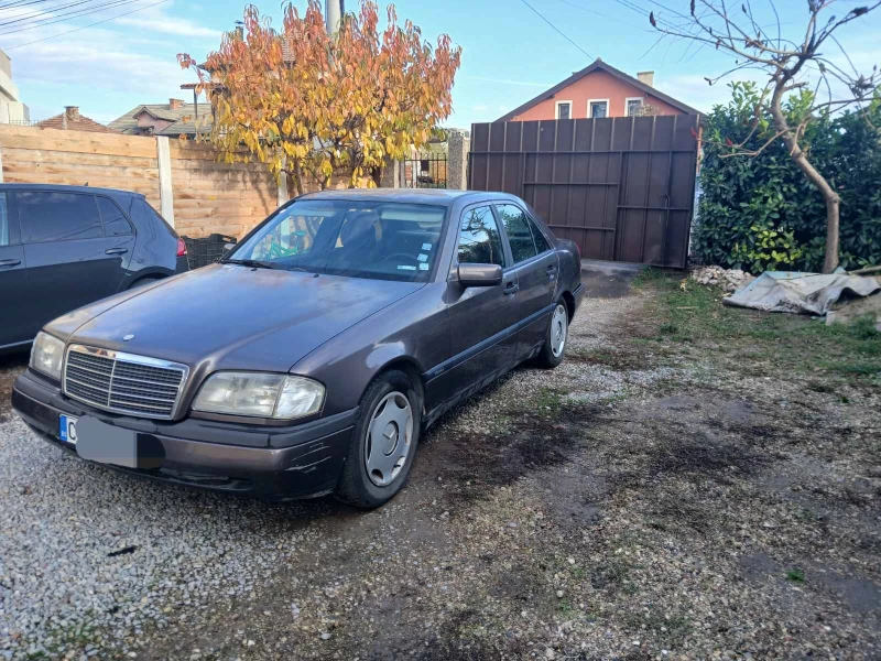 Mercedes-Benz C 180 1.8 газов инжекцион 