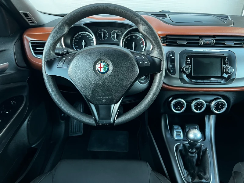 Alfa Romeo Giulietta 1.4i TURBO FACELIFT EURO 6B KTEO, 6CK, ИТАЛИЯ , снимка 8 - Автомобили и джипове - 53169245